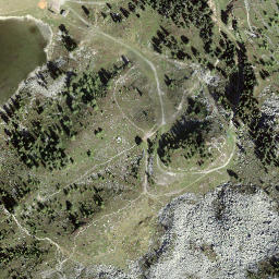 Satellite imagery of Tracouet, CH