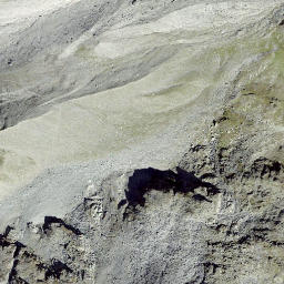 Satellite imagery of Distulgrat, CH