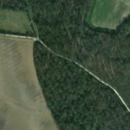 Satellite imagery of Château de la Bécassinière, FR
