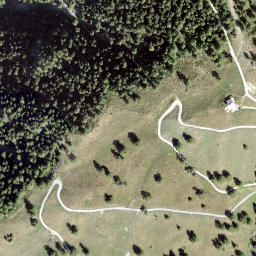Satellite imagery of Tracouet, CH