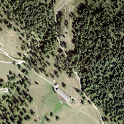 Satellite imagery of Tracouet, CH