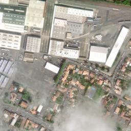 Satellite imagery of Château des Réaux, FR