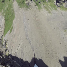 Satellite imagery of Dent des Chis Vernas, CH