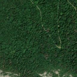 Satellite imagery of cairn, FR