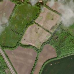 Satellite imagery of Château des Réaux, FR