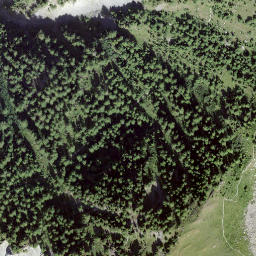 Satellite imagery of Pierre Avoi, CH