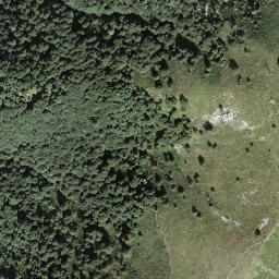 Satellite imagery of Covreto, CH