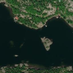 Satellite imagery of Moose Point, CA