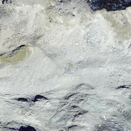 Satellite imagery of La Rionde, CH
