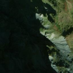 Satellite imagery of cairn, IT