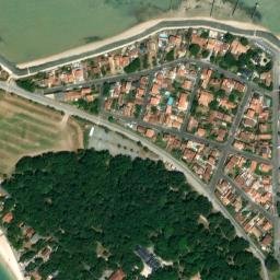 Satellite imagery of Pointe de l'Aiguille, FR