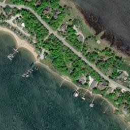 Satellite imagery of Loon Point, US