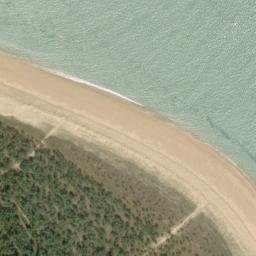 Satellite imagery of Pointe des Saumonards, FR