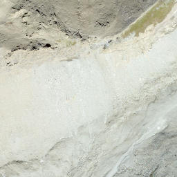 Satellite imagery of Hirli, CH