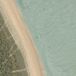 Satellite imagery of Pointe des Saumonards, FR