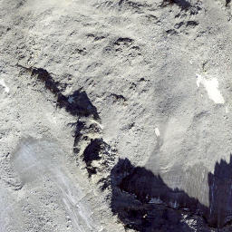Satellite imagery of Petite Pointe des Planereuses, CH