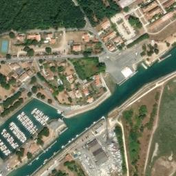 Satellite imagery of Pointe de la Perrotine, FR