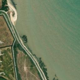 Satellite imagery of Pointe de Surgéres, FR