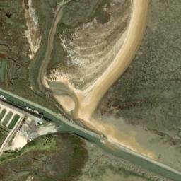 Satellite imagery of Pointe d'Arceau, FR