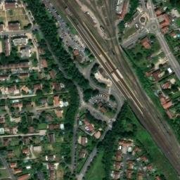 Satellite imagery of cairn, FR