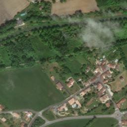 Satellite imagery of Pigeonnier et vestiges de l'abbaye de Montierneuf, FR
