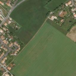 Satellite imagery of Pigeonnier et vestiges de l'abbaye de Montierneuf, FR