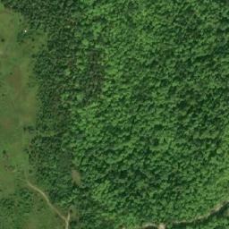 Satellite imagery of Ednie's Point, CA