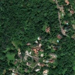 Satellite imagery of Château de Saint-André du Coing, FR