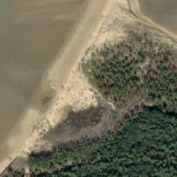 Satellite imagery of Pointe du Galon d'Or, FR