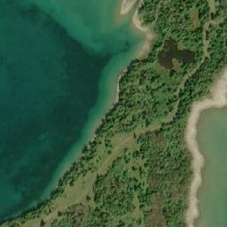 Satellite imagery of Walkhouse Point, CA