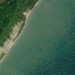 Satellite imagery of Clay Cliff, CA