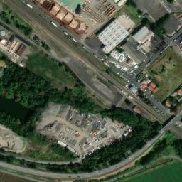 Satellite imagery of Château de Sarlièves, FR