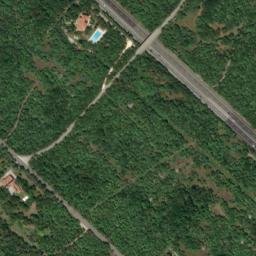 Satellite imagery of boundary_stone, IT
