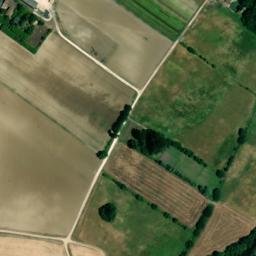 Satellite imagery of Château de Balzac, FR