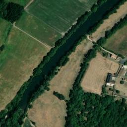 Satellite imagery of Château de Balzac, FR