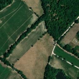 Satellite imagery of Château de Balzac, FR