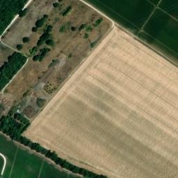Satellite imagery of Château de Balzac, FR