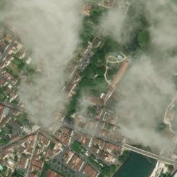 Satellite imagery of Château Royal de Cognac, FR