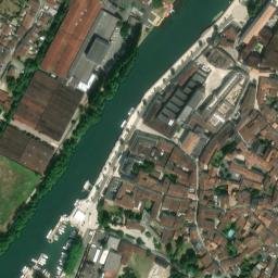 Satellite imagery of Château Royal de Cognac, FR