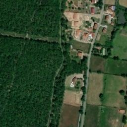 Satellite imagery of Château de Chalain, FR