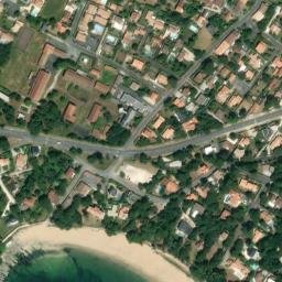 Satellite imagery of Pointe de Terre-Nègre, FR