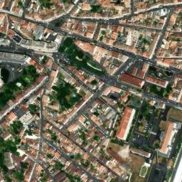 Satellite imagery of Notre-Dame des Bezines, FR