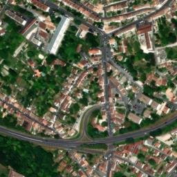 Satellite imagery of Notre-Dame des Bezines, FR
