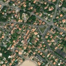 Satellite imagery of Pointe du Chay, FR