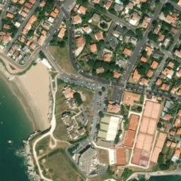 Satellite imagery of Pointe du Chay, FR