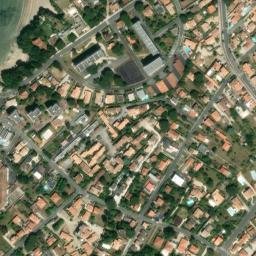 Satellite imagery of Pointe de Vallières, FR