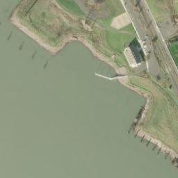 Satellite imagery of Waud Bluff, US