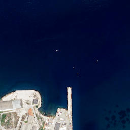 Satellite imagery of Petelinji Rt, SI