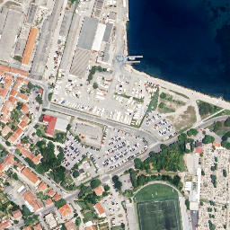 Satellite imagery of Petelinji Rt, SI