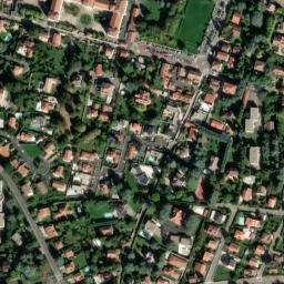 Satellite imagery of cairn, FR
